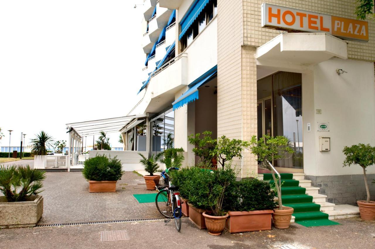 Hotel Plaza Fano Exterior photo